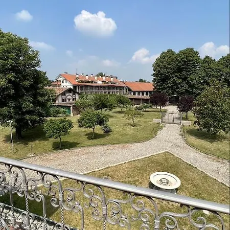 Apartment Mansion Rozzano