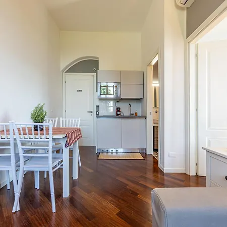 Apartment Mansion Rozzano