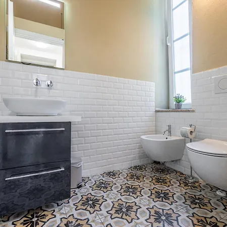 Apartment Mansion Rozzano